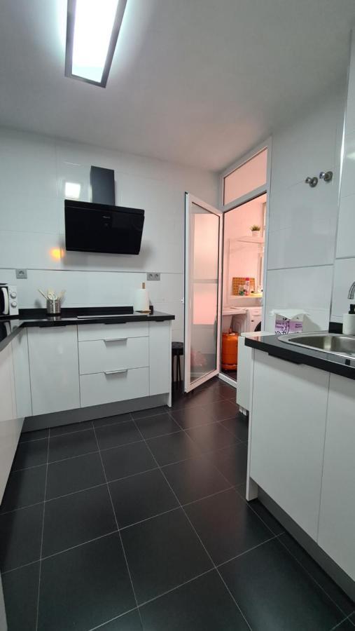 Apartament Vacacional Buyma - Parking Privado -gratuito- Malaga